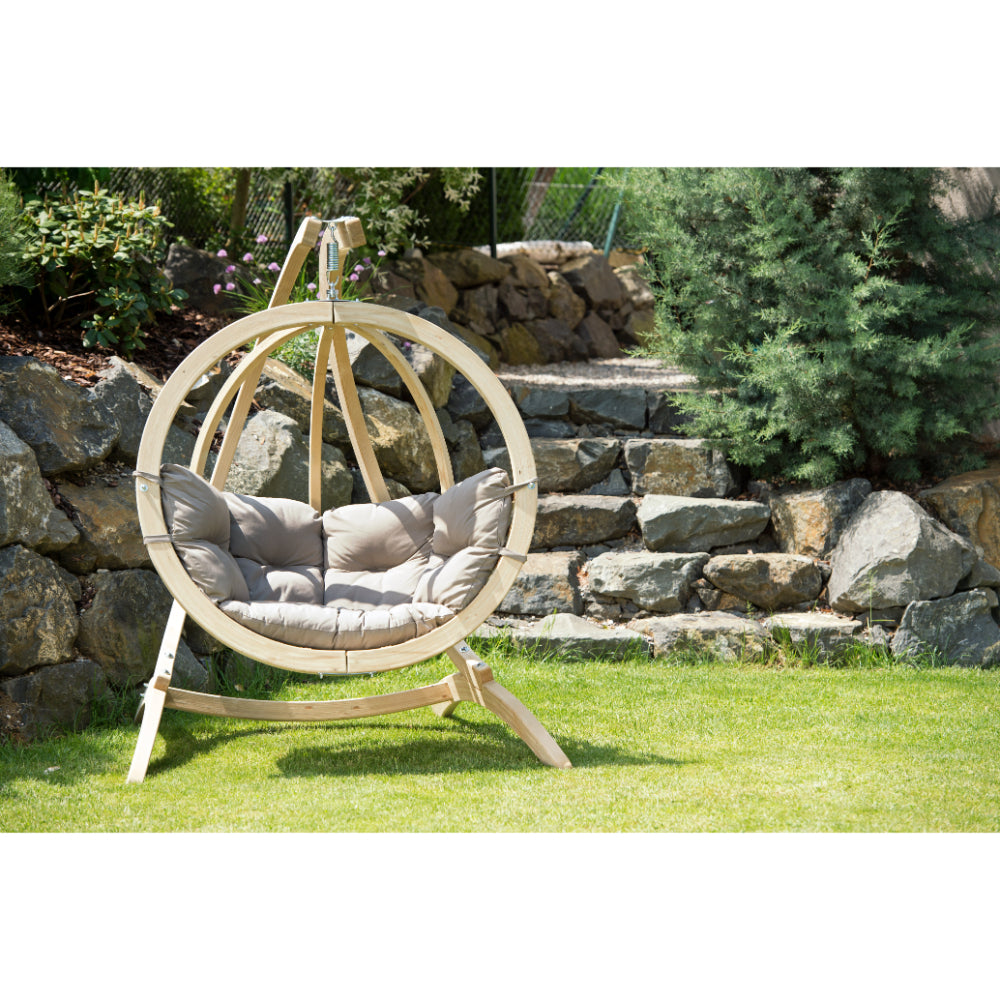 Single globo hammock egg frame in garden setting