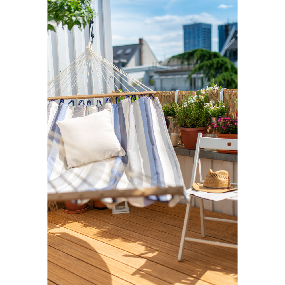 Hang hammock on online balcony